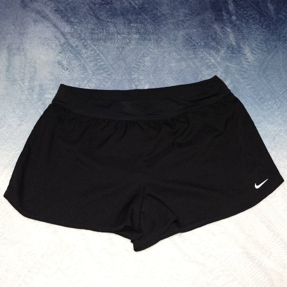 Women's Plus Size 1X Black Nike shorts with inner pantie. Cute! EUC.